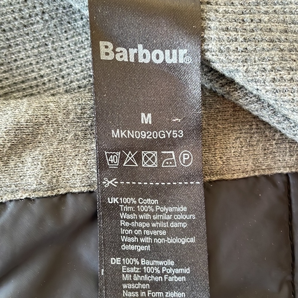 Barbour half puffer vest. 100% cotton. - Picture 4 of 4